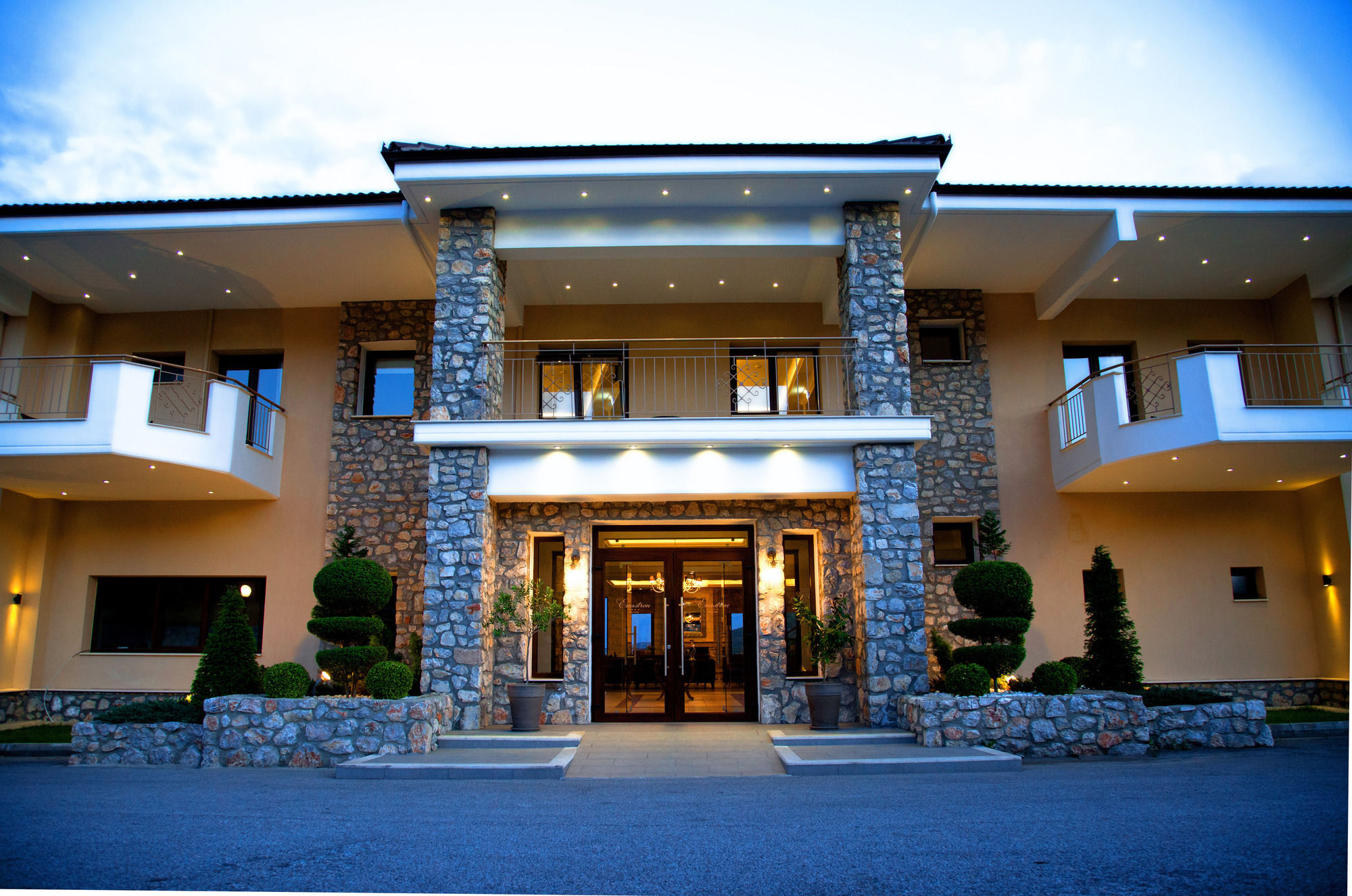 Enastron View Hotel 4*